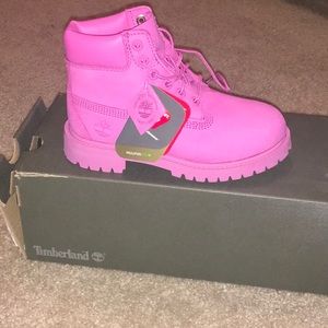 Kids boots